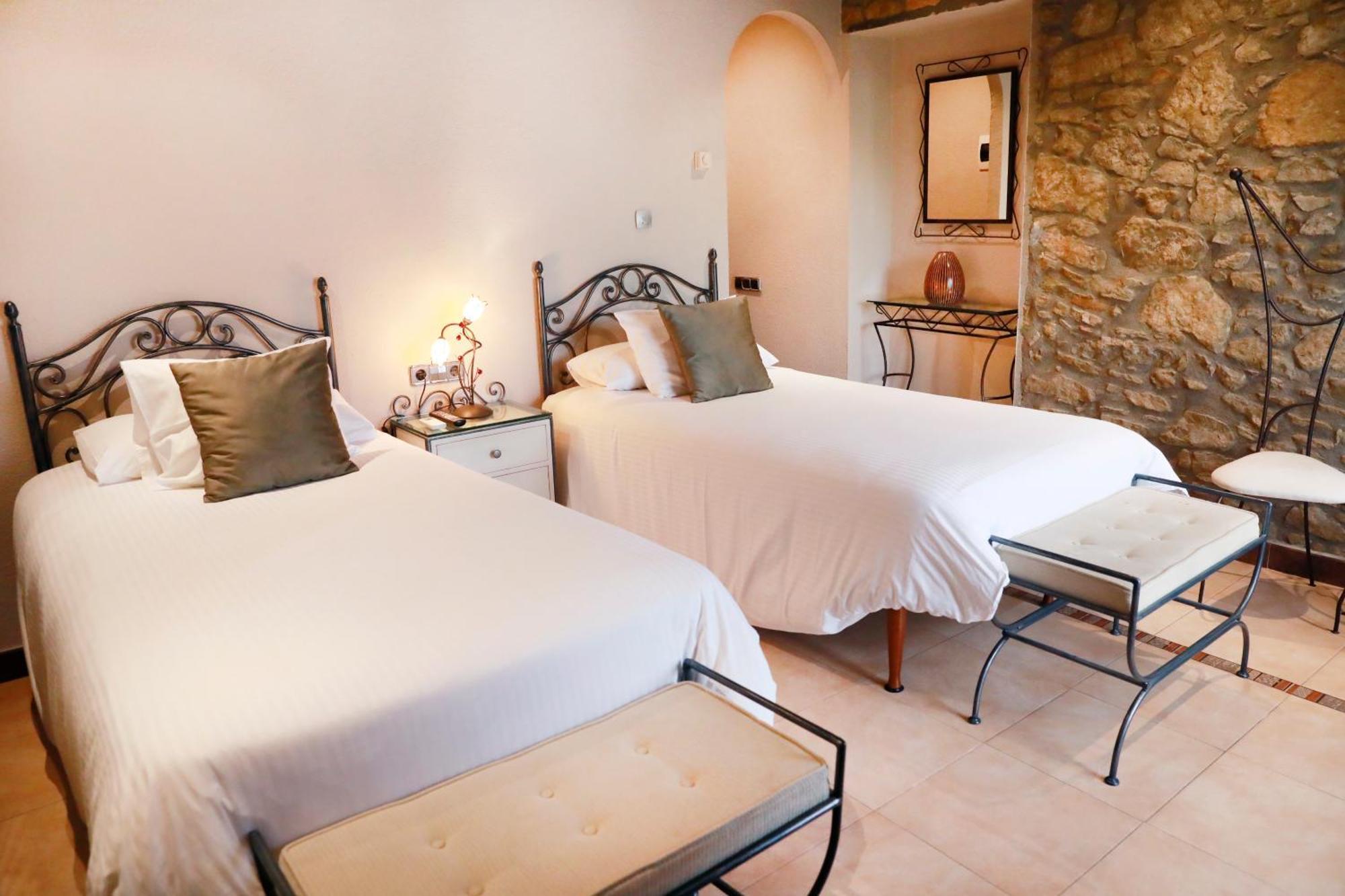 Hotel La Violeta Castelltercol Esterno foto